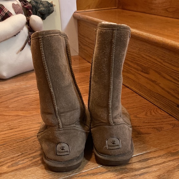Women’s Bearpaw boots - Picture 3 of 7